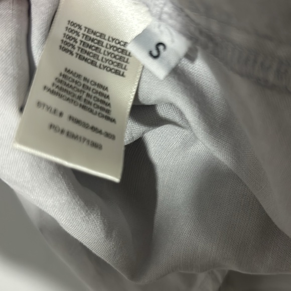 Cloth and stone from Anthropologie button down shirt - Picture 4 of 4